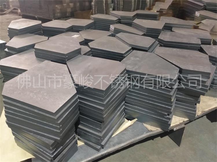 佛山豪峻-優(yōu)質(zhì)萬(wàn)瓦激光切割加工廠家