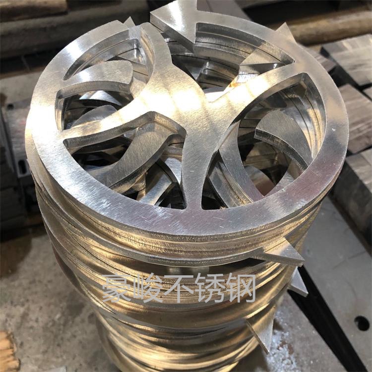 鋁板激光切割加工定制，品質(zhì)至優(yōu)，無毛刺！