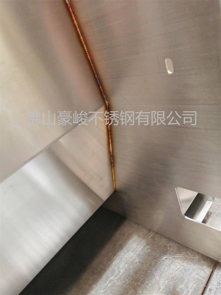 佛山豪峻不銹鋼制品焊接加工，因為專注，所以卓越！