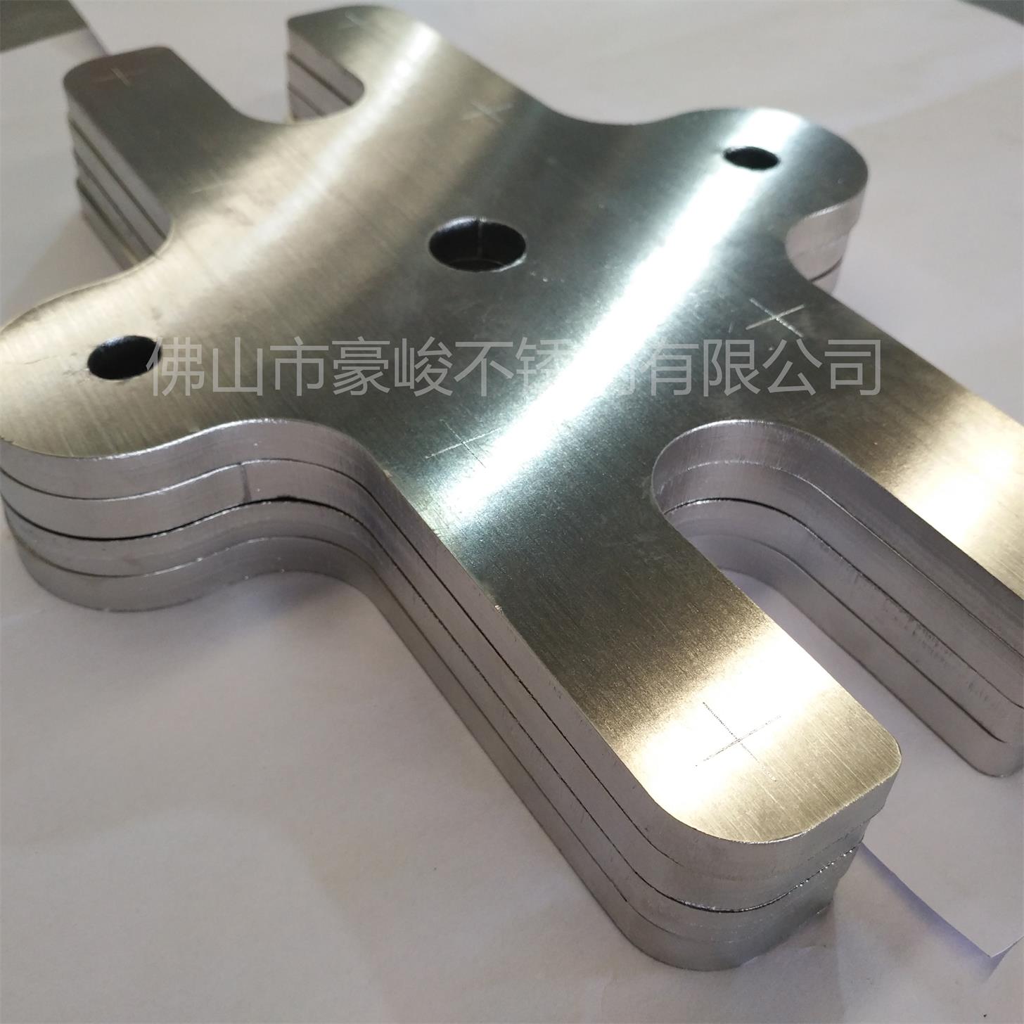 鍍鋅板是怎么用激光切割呢，廣東豪峻一一告訴你