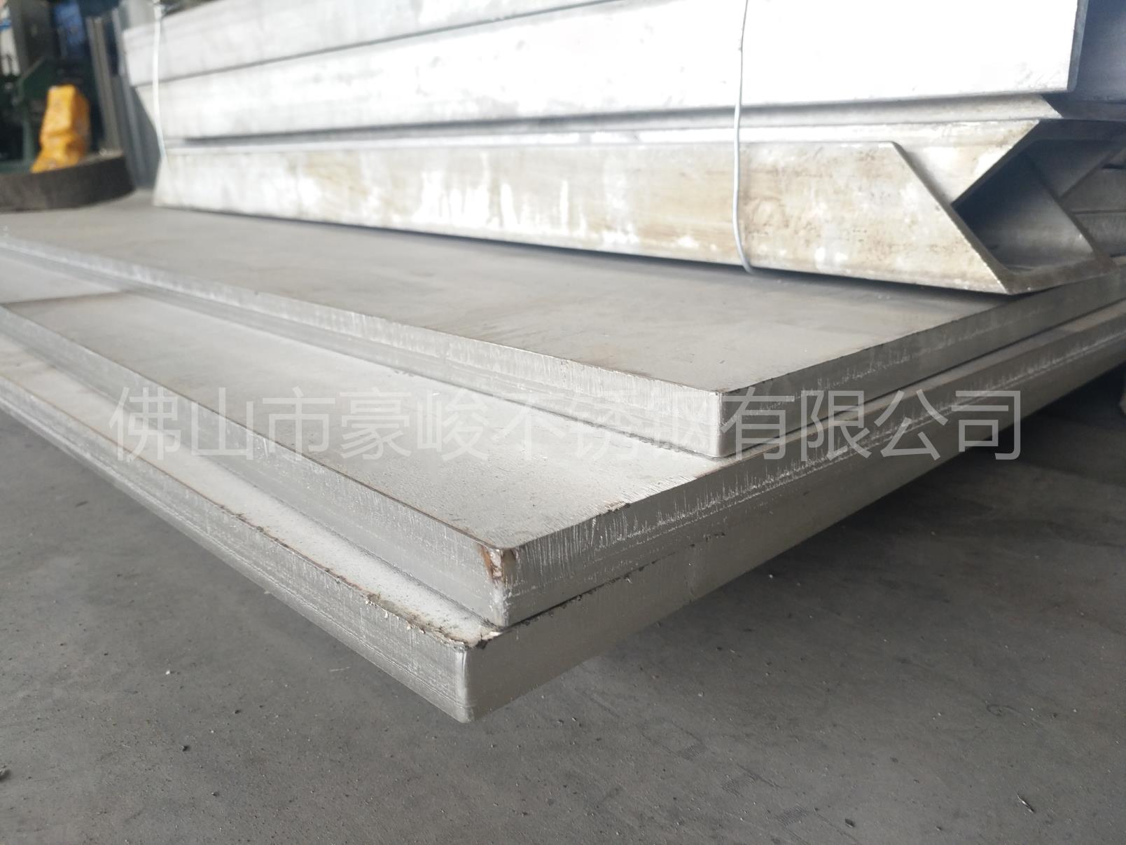 鍍鋅板激光切割哪家好——豪峻不銹鋼配備大功率激光切割機(jī)定制加工