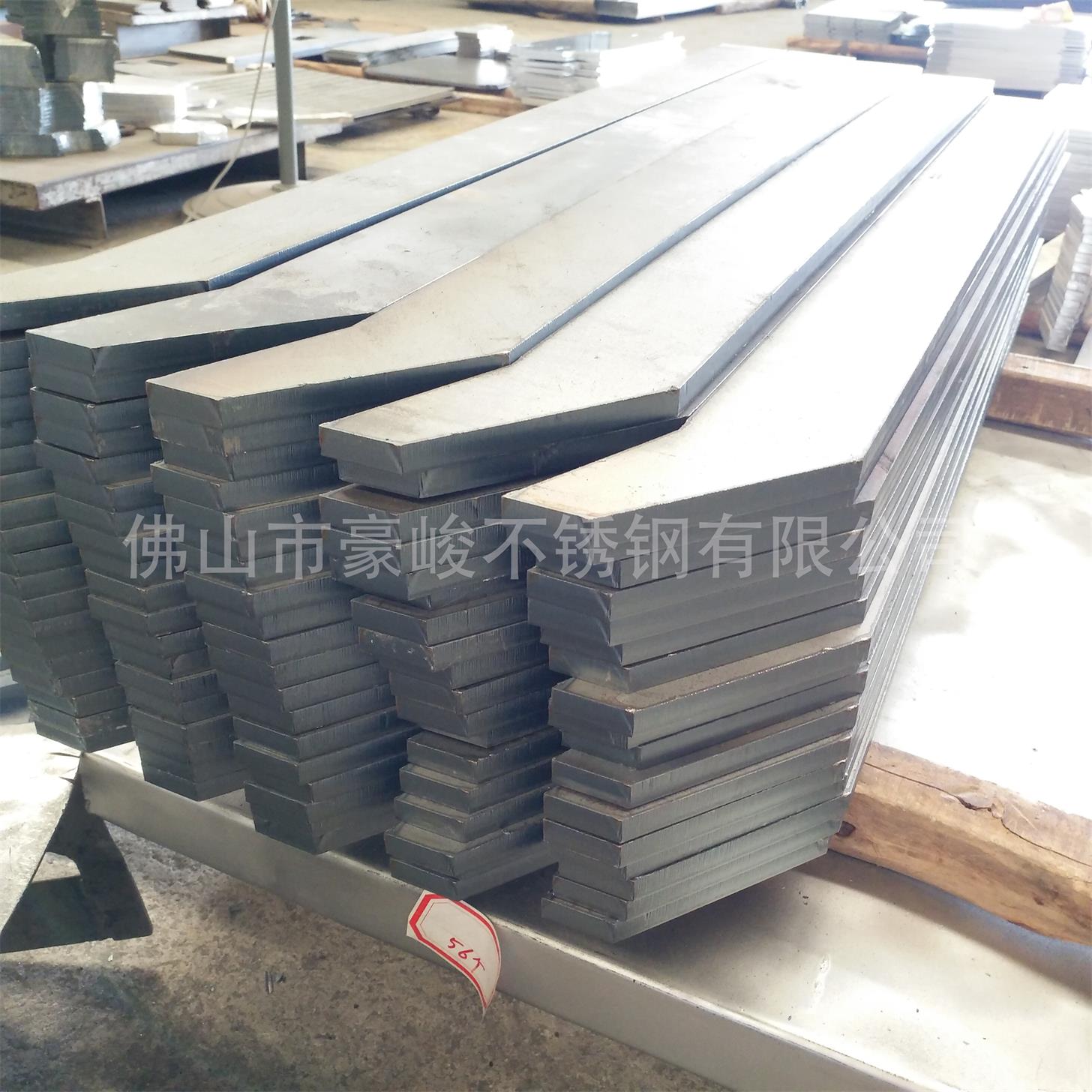 不銹鋼立柱切割加工